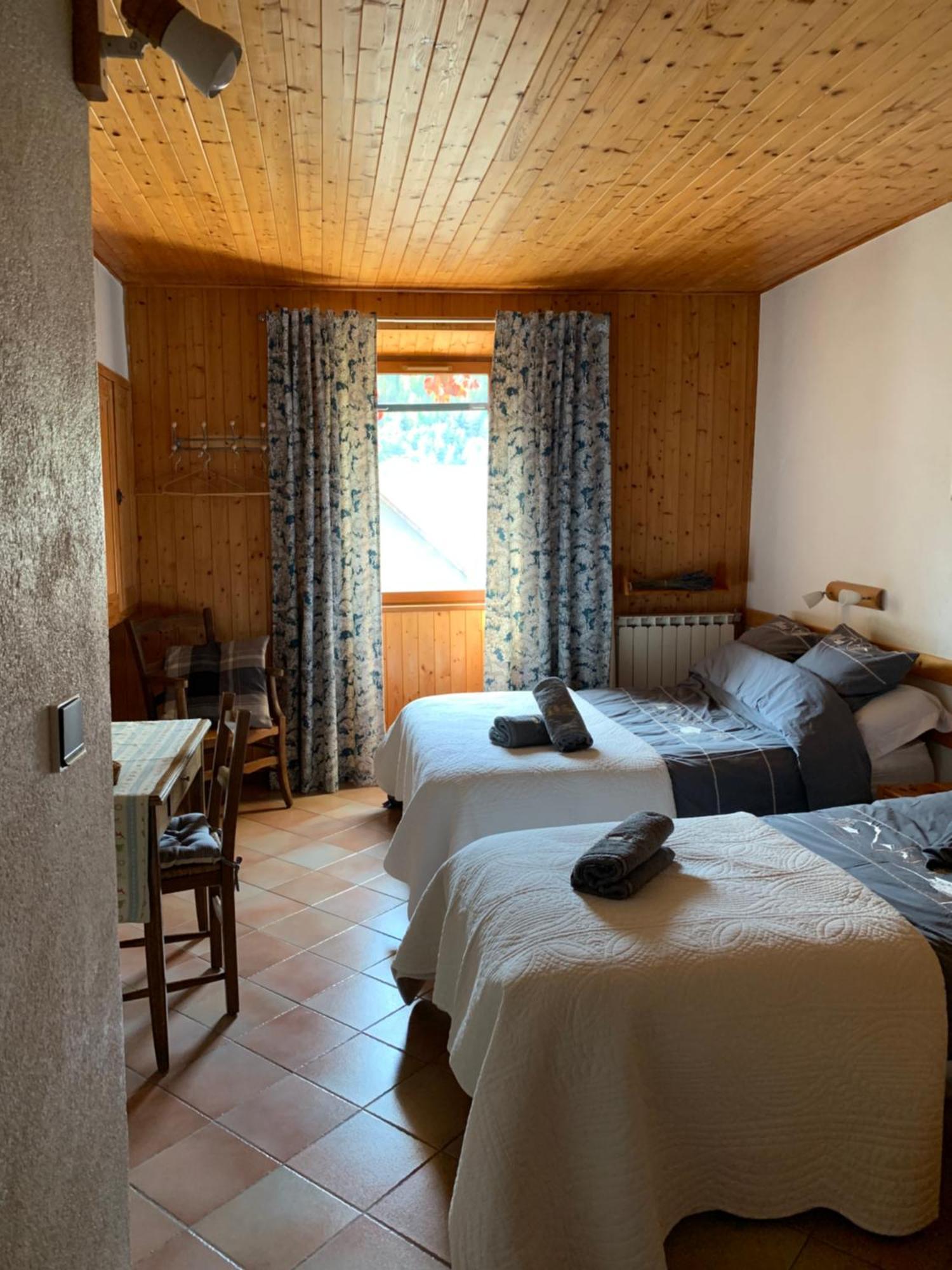 Bed and Breakfast La Tourtette Ле-Деволюи Экстерьер фото